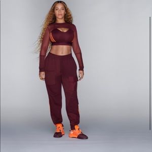 Ivy Park Cargo Sweatpants